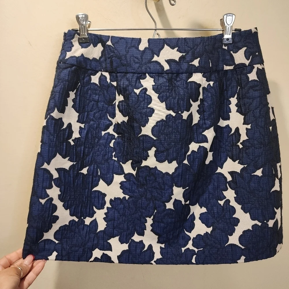 MAISON JULES Cream and Navy Floral A Line Mini Skirt size S